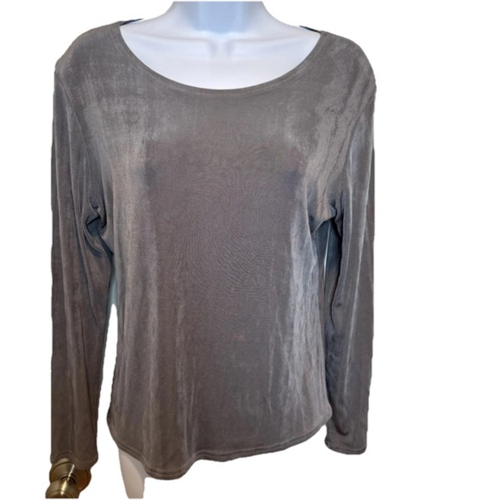 Double D Ranch Medium Gray Shiny Stretchy‎ Silky Long Sleeve Shirt Top